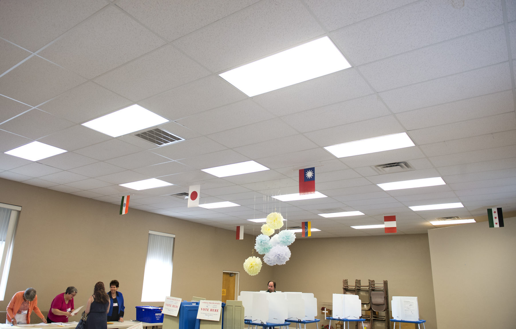 Voters take part in primaries